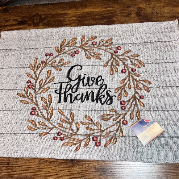Home Collection “Give Thanks” Set of 4 Place Mats NWT - Picture 2 of 4
